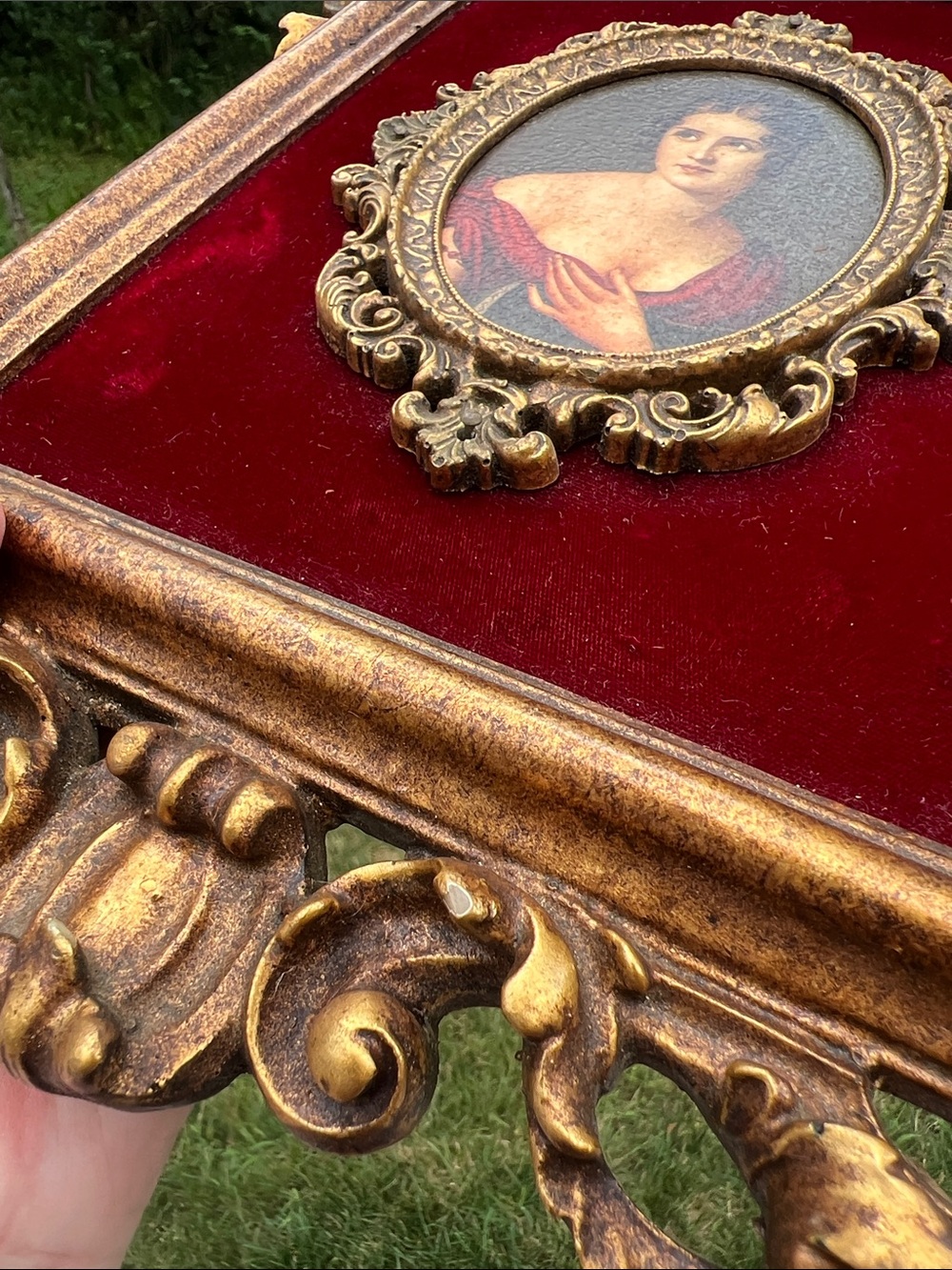 VTG Hollywood Regency Baroque Gold Ornate Framed Velvet Cameo Lady Wall Art - Picture 4 of 14